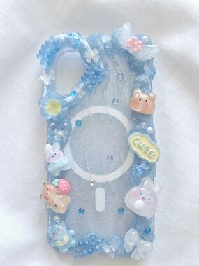 Light Blue Cute Bunny & Bear Decoden Iphone 17 Phone Case